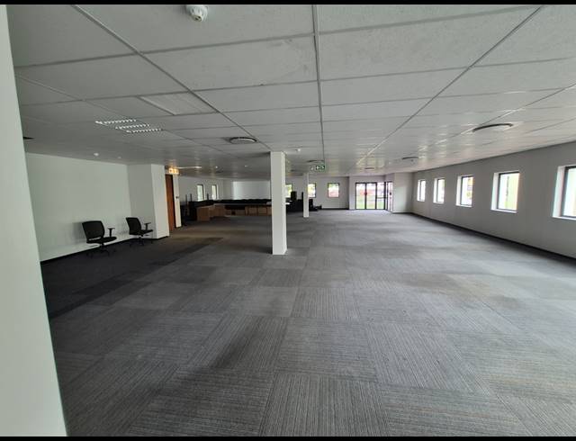 567M² OFFICE TO LET IN RIVONIA